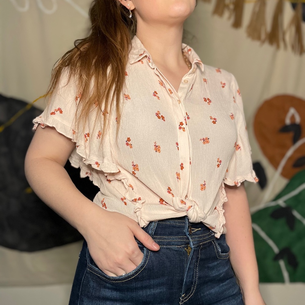 Elodie Pink Floral Frilled Cropped Button Down